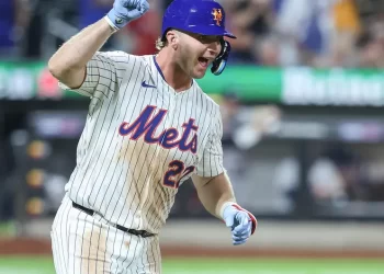 Pete Alonso rompe récord de jonrones en historia de las Grandes Ligas