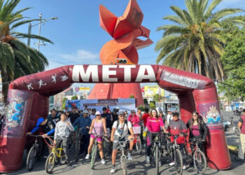 Jóvenes ruedan por la paz y contra las adicciones en todo México