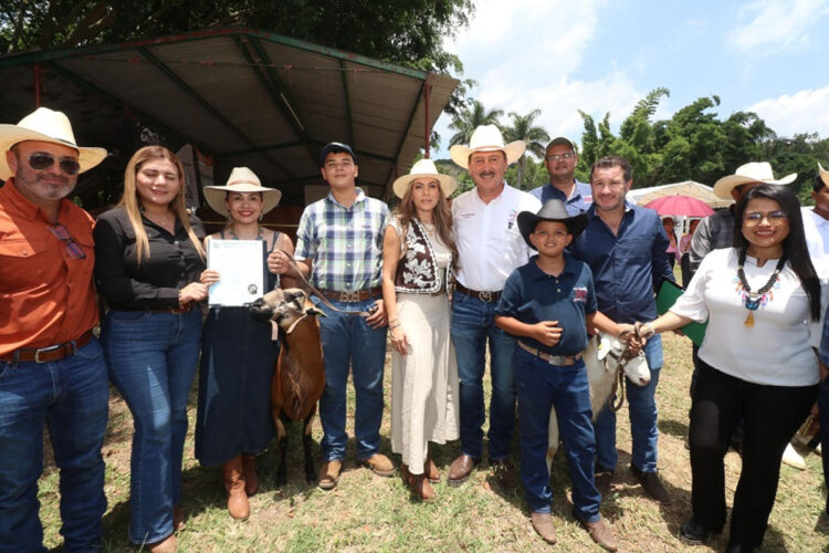 Chiapas refuerza su respaldo al sector ganadero en Ocozocoautla