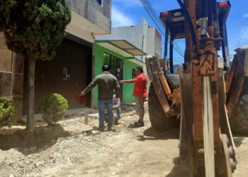 Supervisan accesibilidad en obra pública en el barrio de San Ramón