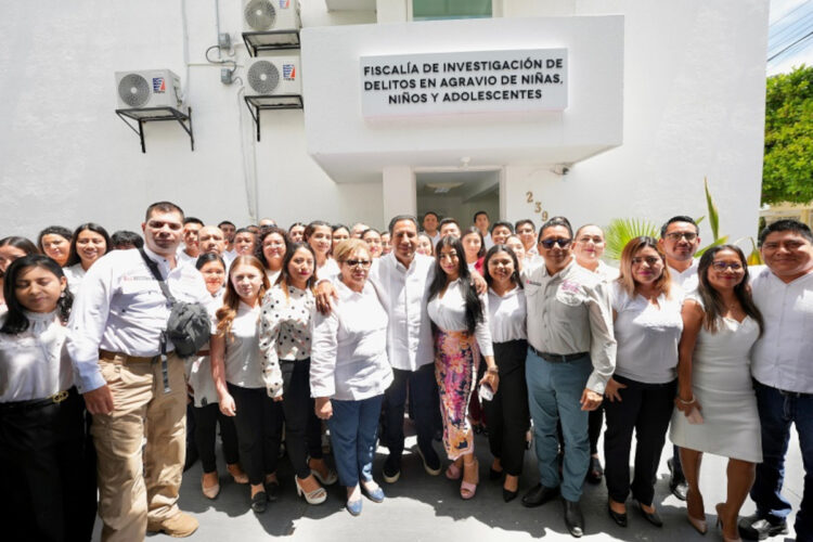 Secretario de SSP acompaña al gobernador del estado a gira de trabajo en la capital chiapaneca