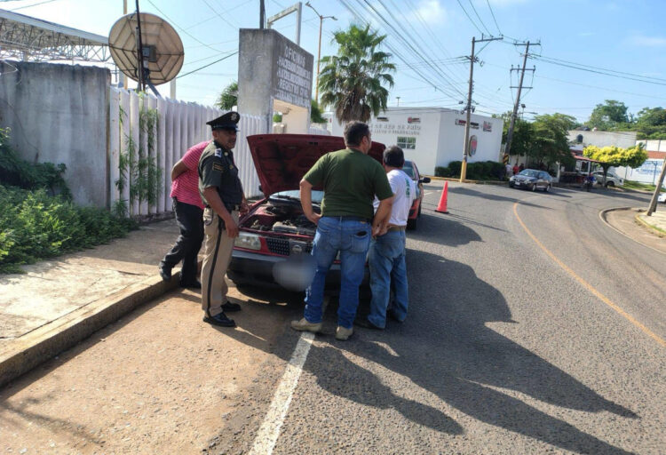 SSP a través de Tu Ángel Guardian brindan apoyo a automovilistas en Chiapas