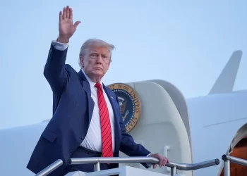 Últimos aranceles de Trump se mantendrán, advierte negociador de alto rango