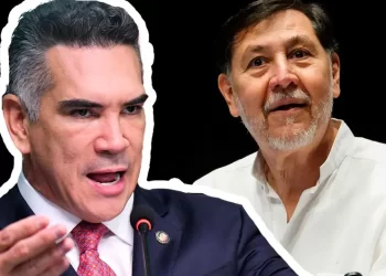 Escoltas de la FGR protegen a Noroña; ‘Alito’ lo acusa de ‘cobarde’