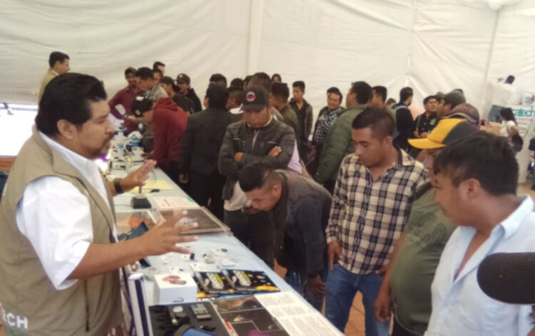 Continúa la enseñanza de la ciencia con la Caravana Balam en municipios