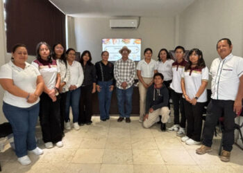 Estudiantes del Cecytech inician taller de Creación Literaria