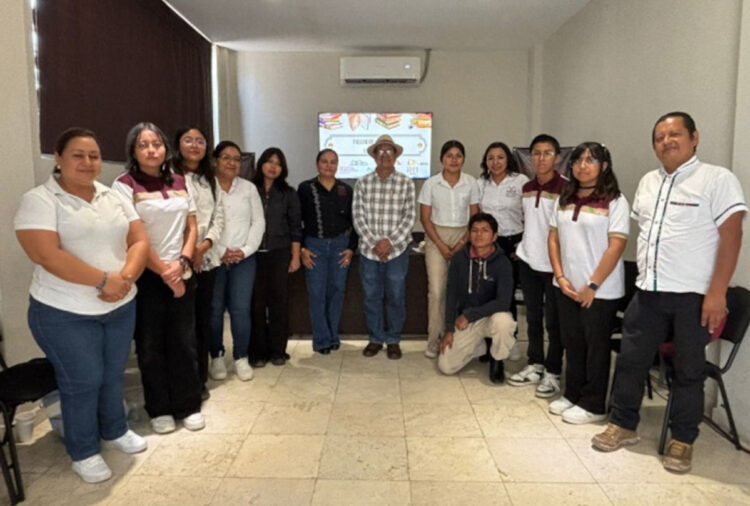 Estudiantes del Cecytech inician taller de Creación Literaria