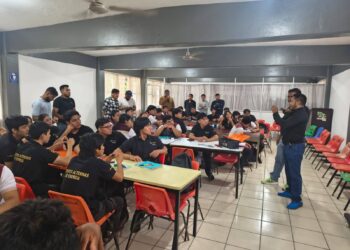 CECyT 01 San Fernando fortalece a sus estudiantes con capacitación en energía solar