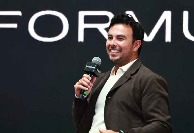 ‘Checo’ Pérez ya conoció Cadillac, su nueva casa