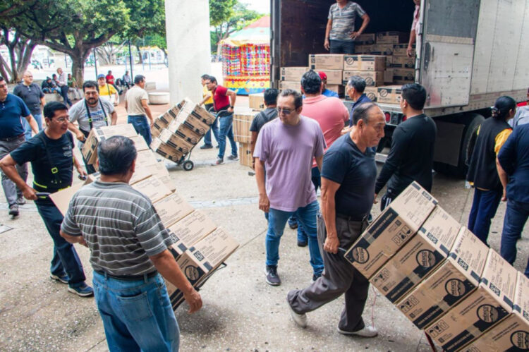 Chiapas recibe acervo bibliográfico para el programa estatal ‘Leyendo por la Paz’