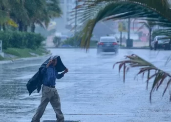 Suspenden clases en Guerrero por fuertes lluvias