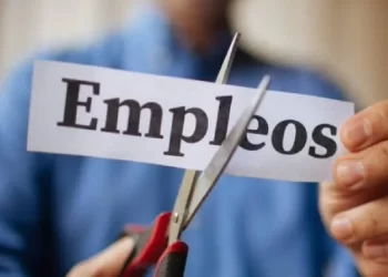 Desempleo crece en EU en lo que va de 2025; mercado laboral frágil