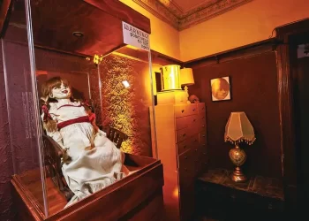 El Conjuro: El demonio, también fuera de la pantalla