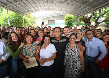 Eduardo Ramírez fortalece infraestructura educativa