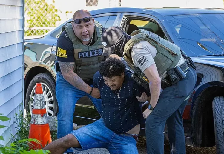 EU reactiva contrato de software para espiar inmigrantes