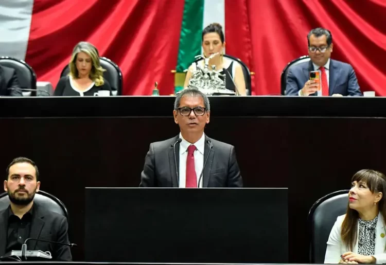 Destaca titular de Hacienda finanzas públicas responsables del gobierno ante el Congreso