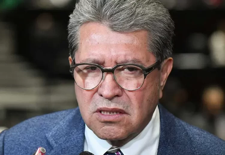 Defiende Monreal reforma para acceso a playas