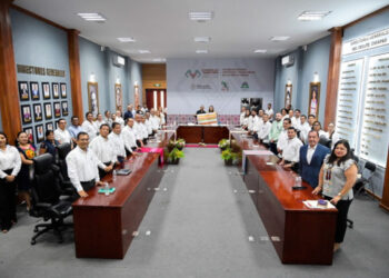 Refrendan Cecytech y SAyBG compromiso con la transparencia