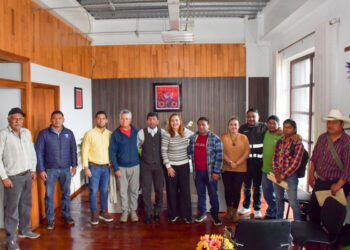 Alcaldesa atiende gestiones de obras y agua entubada en zona sur de San Cristóbal