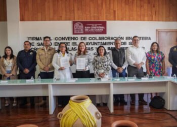 Ayuntamiento de San Cristóbal firma convenio con IMSS Bienestar