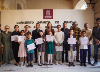 Niños pianistas conquistan al público en concierto realizado en el MUSAC