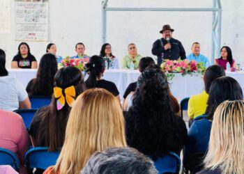 SE fortalece a madres y padres con herramientas para el acompañamiento familiar