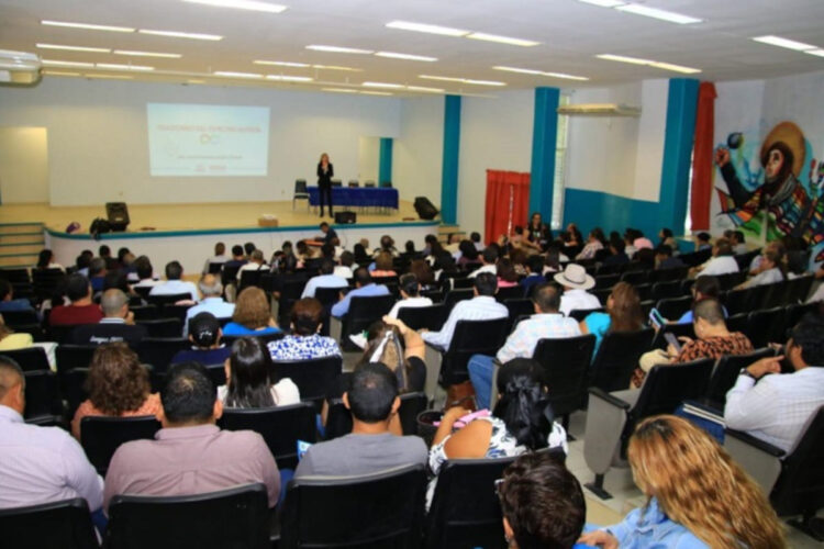 Educación impulsa la inclusión educativa con curso especializado sobre el Trastorno del Espectro Autista