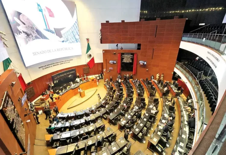 Se cae plan de austeridad en el Senado; le falta pista de aterrizaje
