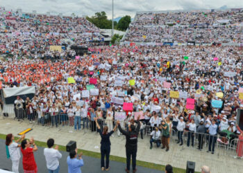 Acompañaron 156 mil personas a la Presidenta en recorrido histórico por el sur del país