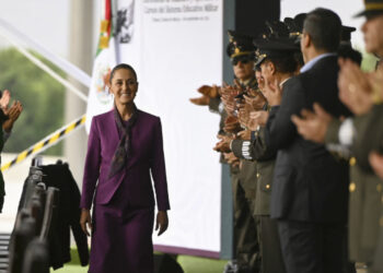 Mujeres de las Fuerzas Armadas enorgullecen a México: Presidenta