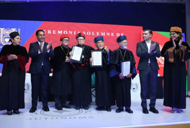 Doctorado Honoris Causa a Javier Espinosa Mandujano, Carlos Alberto Navarrete Cáceres y Antonio García de León y Griego