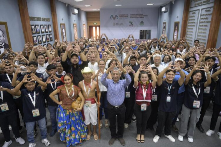 Jóvenes del Cecytech representarán a Chiapas en el Festival Nacional de Arte y Cultura