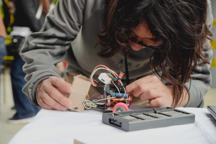 Cecytech realiza el Tercer Torneo de Robótica basada en Dispositivos Open Source 2025