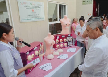 Cecytech y TBC fortalecen la educación preventiva en el marco de Octubre Rosa