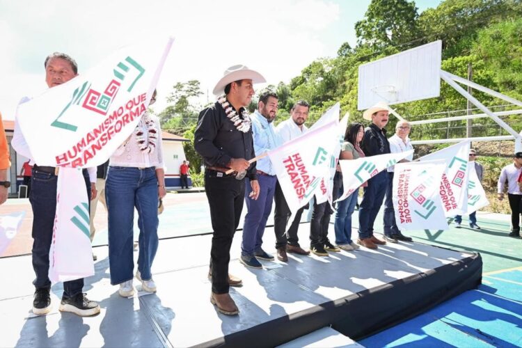 Eduardo Ramírez impulsa obras y acciones para el bienestar de las familias de Amatán e Ixhuatán