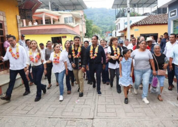 En Tecpatán, Eduardo Ramírez fortalece la infraestructura y el bienestar de las mujeres