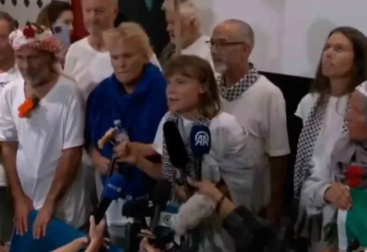 Greta Thunberg es deportada a Grecia tras ser detenida por Israel