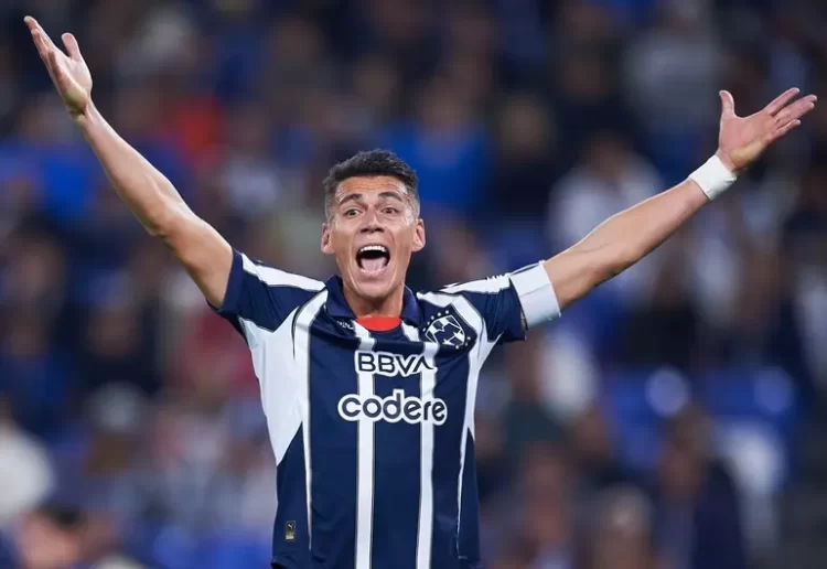 Héctor Moreno anuncia su retiro como profesional