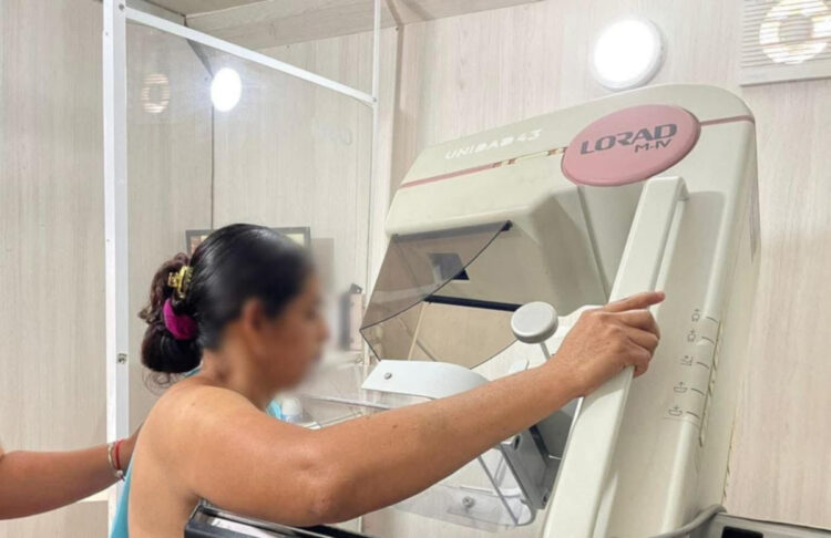 Invita IMSS a mujeres derechohabientes a realizarse la mastografía en el ‘Mes Rosa’
