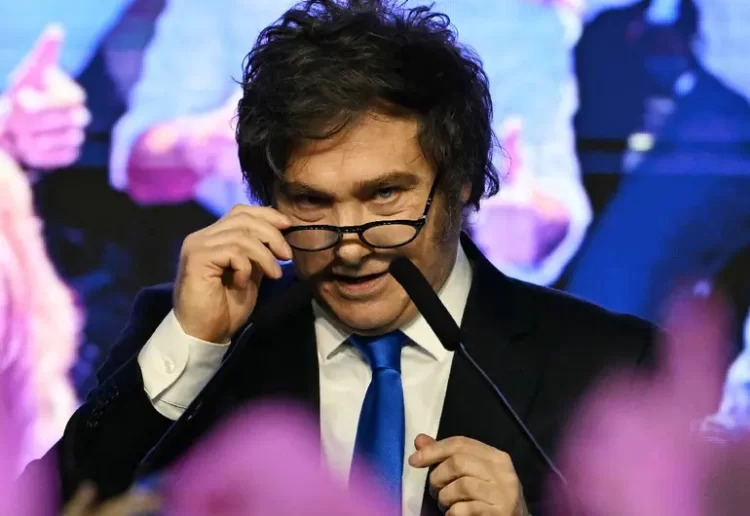 Milei se reúne con gobernadores en busca de apoyo para sus reformas clave