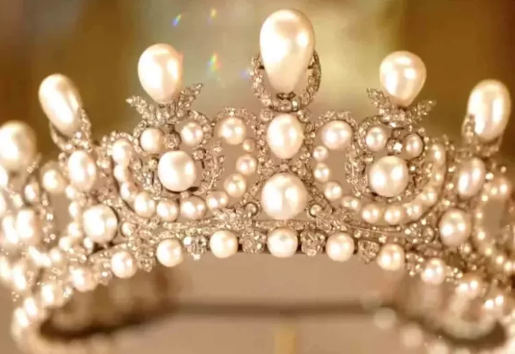 El audaz robo en el Louvre reaviva teorías sobre un posible coleccionista detrás del golpe