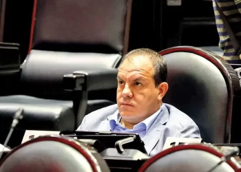 Plantean sancionar a legisladores distraídos; Morena obliga a ir al pleno