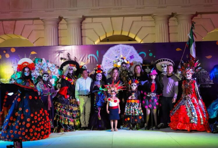 Color, arte y tradición brillan en el Concurso de Catrinas y Catrines 2025 en San Cristóbal