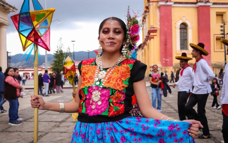 San Cristóbal de las Casas se consolida como epicentro del Folklore Nacional 