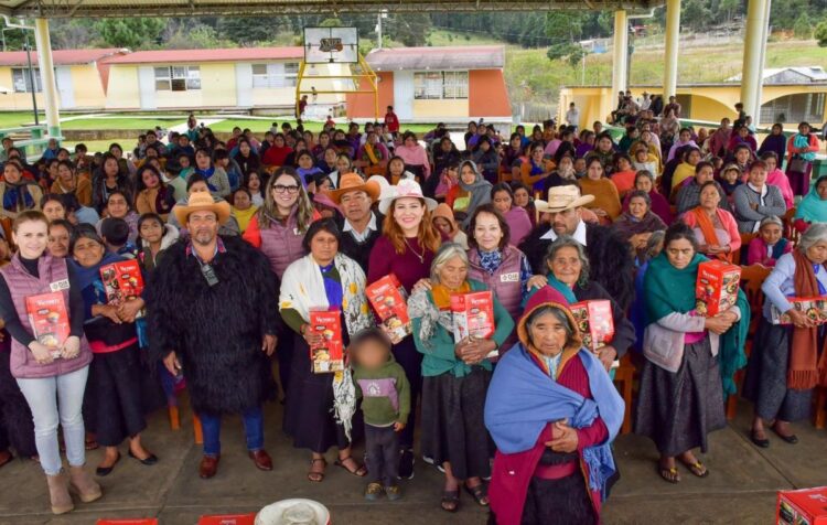 DIF y Ayuntamiento de SCLC entregan molinos de nixtamal en la comunidad Predio Santiago