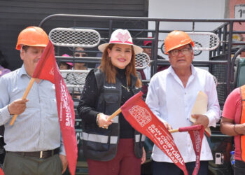 Preside Fabiola Ricci arranque de rehabilitación de pavimentación en la colonia Río Jordán