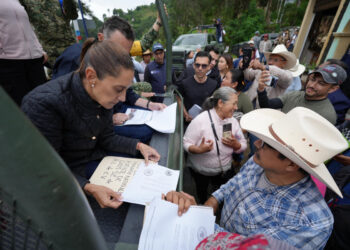 Claudia Sheinbaum supervisa labores y apertura de caminos de Querétaro