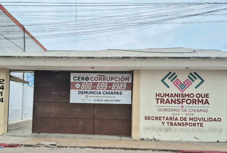 SMyT atiende con diálogo a transportistas de Tuxtla 