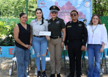 SSP recibe recursos recaudados en beneficio del Centro de Equinoterapia