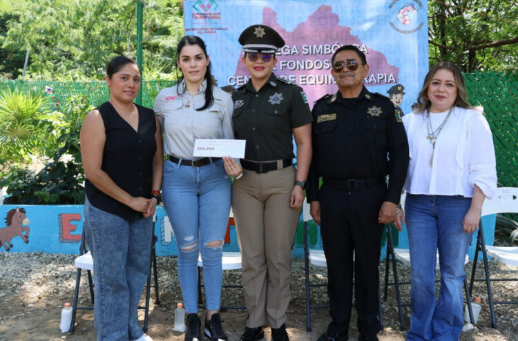 SSP recibe recursos recaudados en beneficio del Centro de Equinoterapia